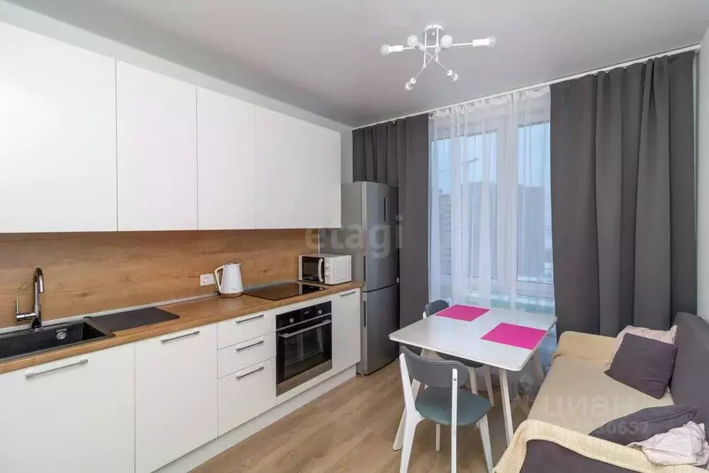 1-к кв. Тюменская область, Тюмень ул. Юрия Рогачева, 11к2 (30.0 м) - Фото 1