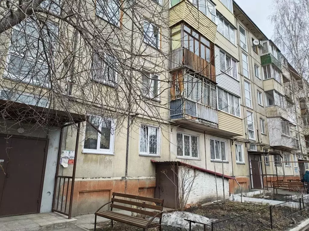 3-к кв. Алтайский край, Бийск ул. Виктора Петрова, 6 (56.0 м) - Фото 1