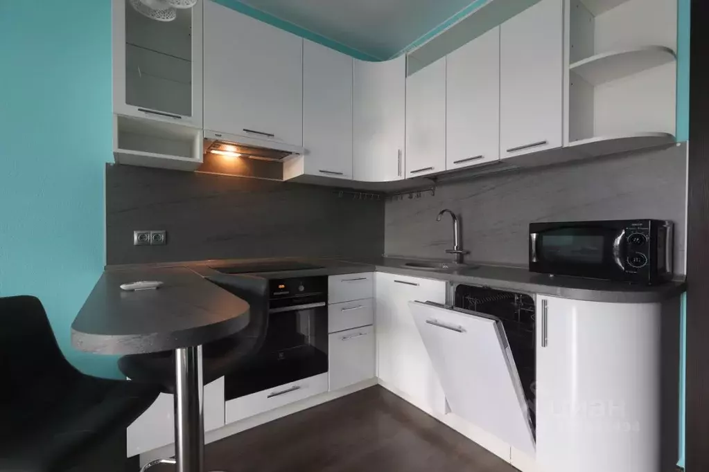 Студия Ленинградская область, Мурино Всеволожский район, бул. ... - Фото 0