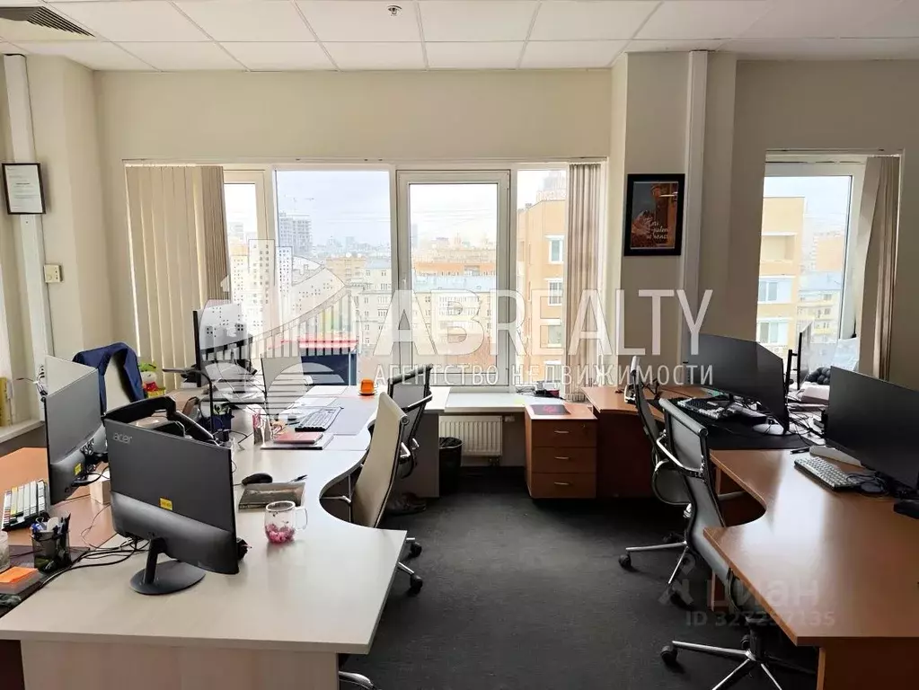 Офис в Москва Брянская ул., 5 (400 м) - Фото 1