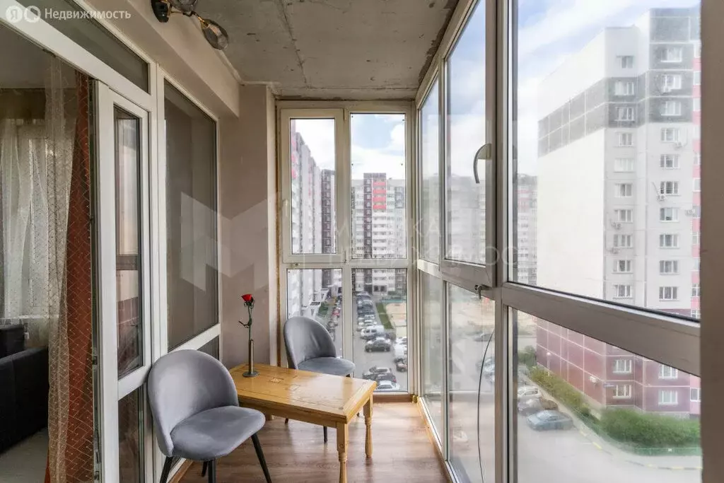 2-комнатная квартира: Тюмень, Родниковая улица, 4 (54.2 м) - Фото 1