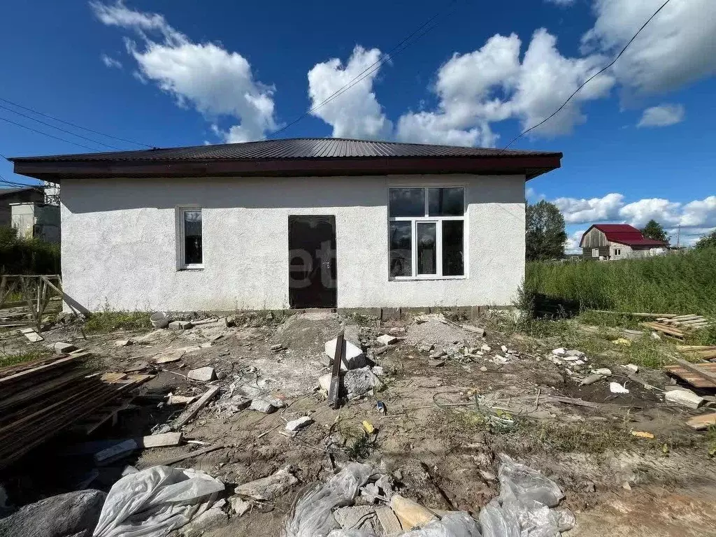 Дом в Тюменская область, с. Ярково ул. Колхозная (95 м) - Фото 1