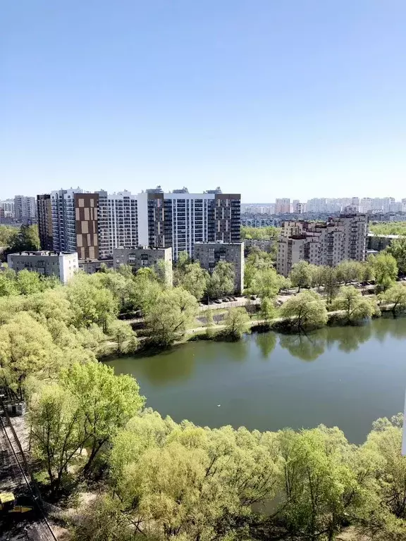 Квартира-студия, 36 м, 18/25 эт. - Фото 0