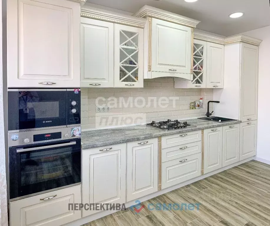 5-к кв. Чувашия, Чебоксары ул. Константина Иванова, 88 (136.3 м) - Фото 1