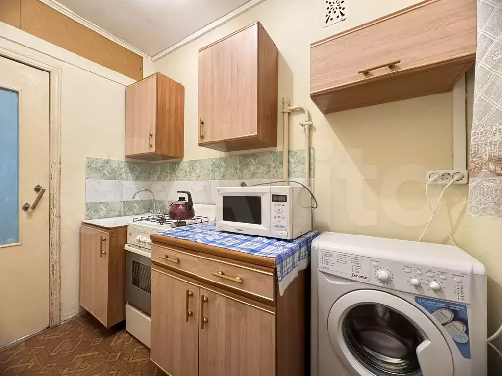 1-к. квартира, 30 м, 5/5 эт. - Фото 0