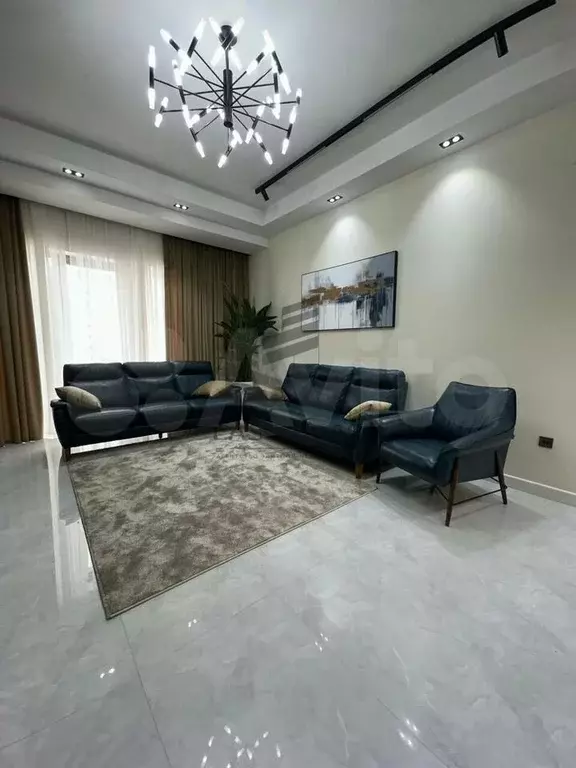 4-к. квартира, 130 м, 7/8 эт. - Фото 1