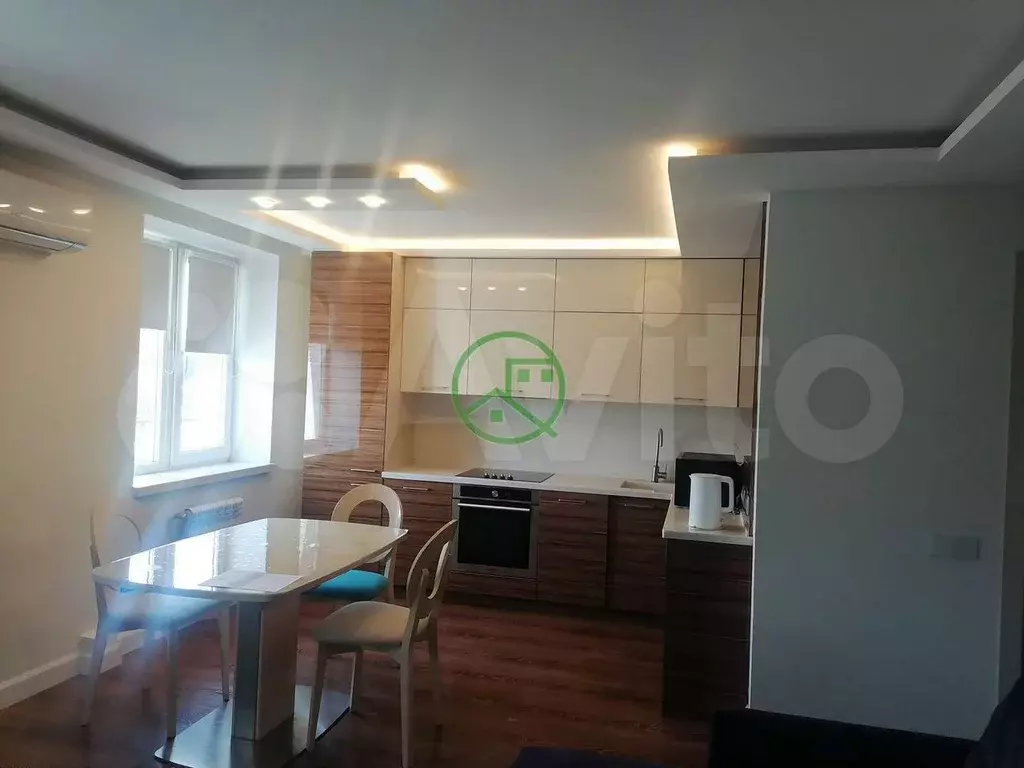 2-к. квартира, 56 м, 3/3 эт. - Фото 0