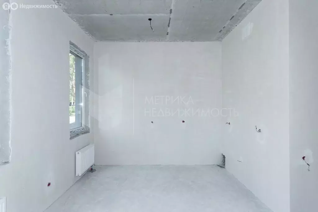 Квартира-студия: Тюмень, улица Героев Сталинградской Битвы, 3 (27 м) - Фото 2