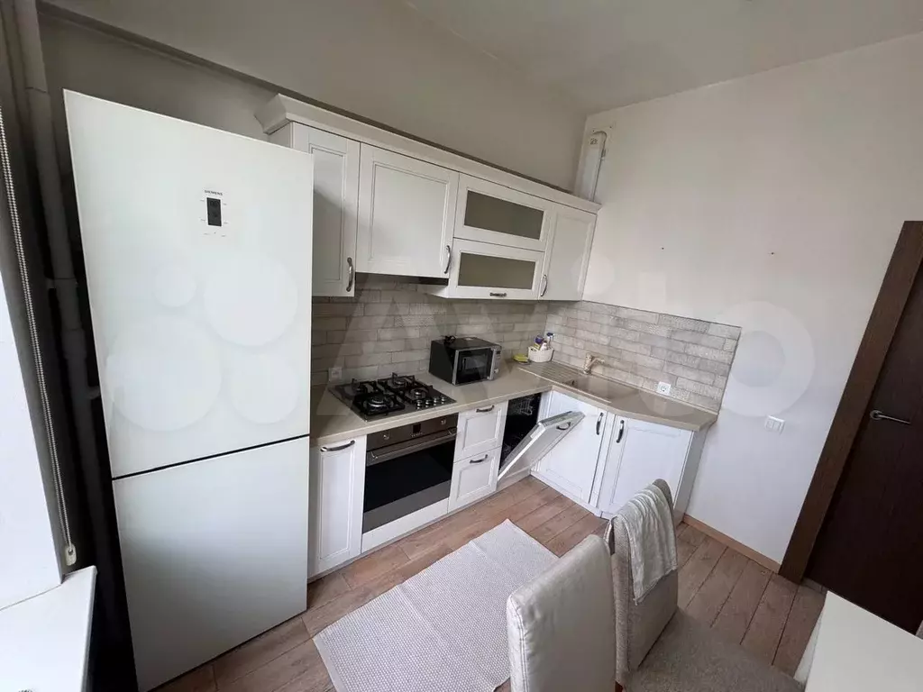 2-к. квартира, 62 м, 4/7 эт. - Фото 1