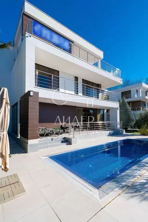 Дом в Краснодарский край, Сочи Курортный просп., 81/2 (317 м) - Фото 2