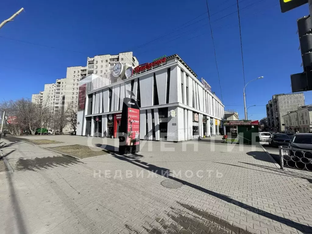 Торговая площадь в Свердловская область, Екатеринбург ул. Уральских ... - Фото 0