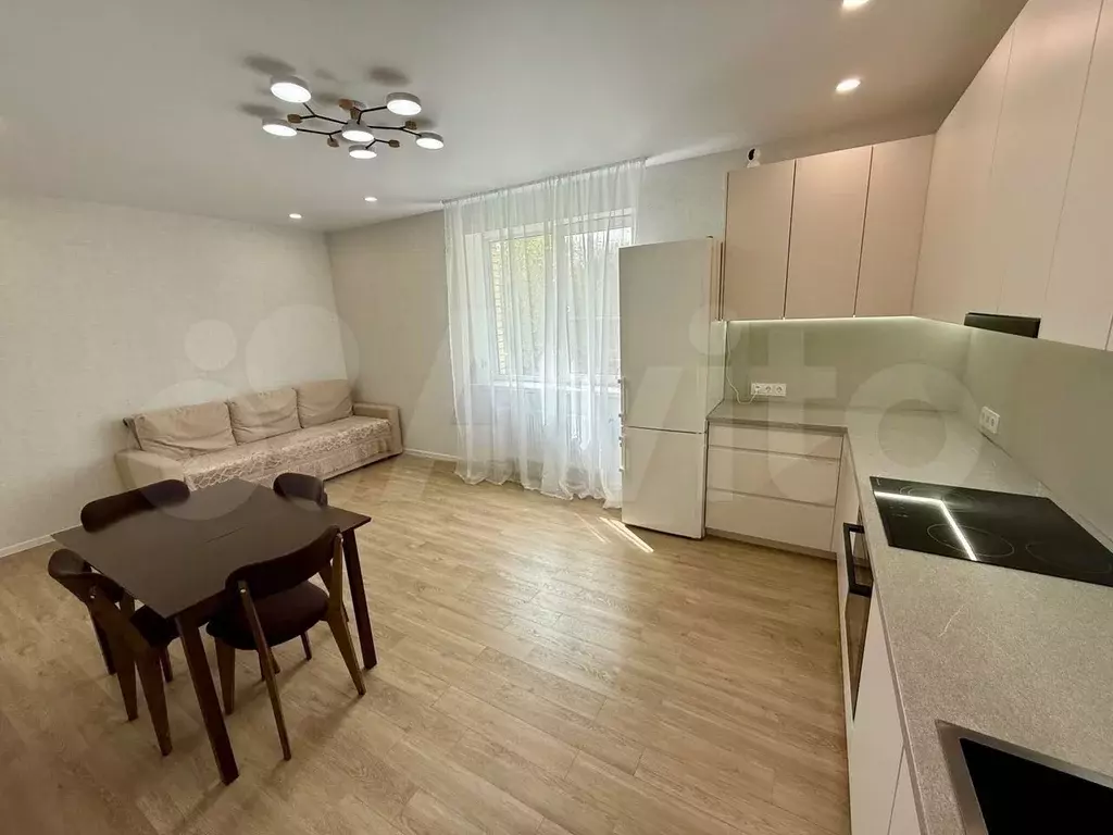 3-к. квартира, 80 м, 2/9 эт. - Фото 1