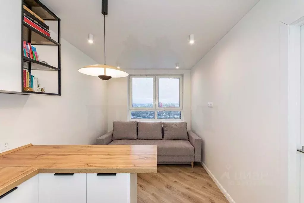 1-к кв. Свердловская область, Екатеринбург ул. Готвальда, 24 (36.7 м) - Фото 2