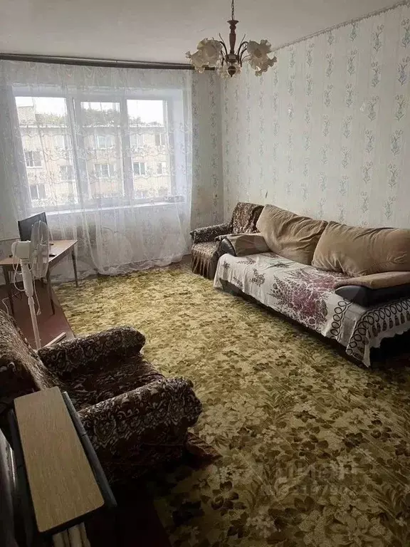 2-к кв. Белгородская область, Старый Оскол Интернациональный мкр, 15 ... - Фото 0