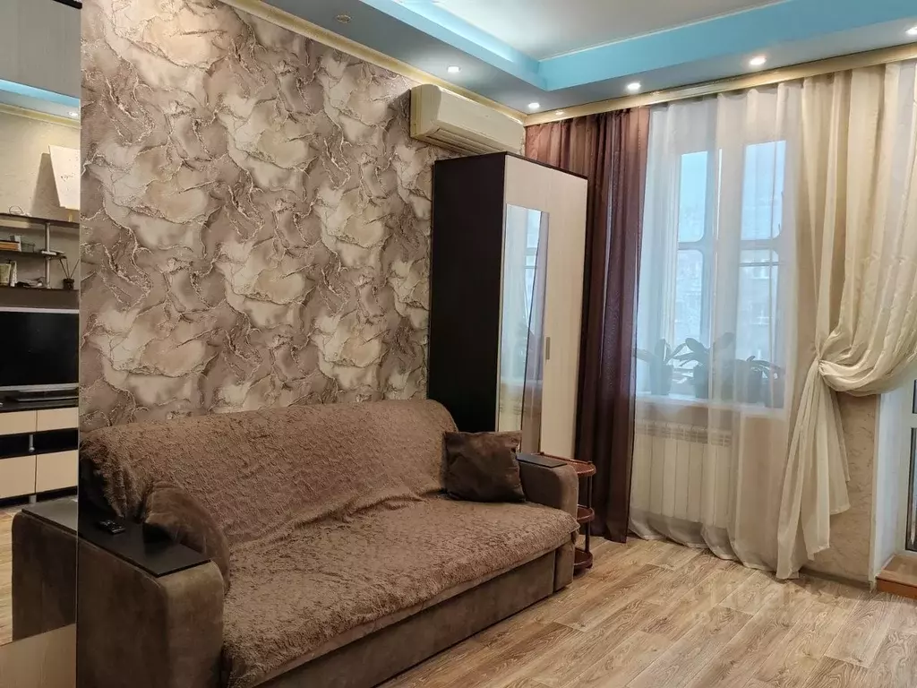 3-к кв. Новосибирская область, Новосибирск ул. Авиастроителей, 2 (66.0 ... - Фото 1
