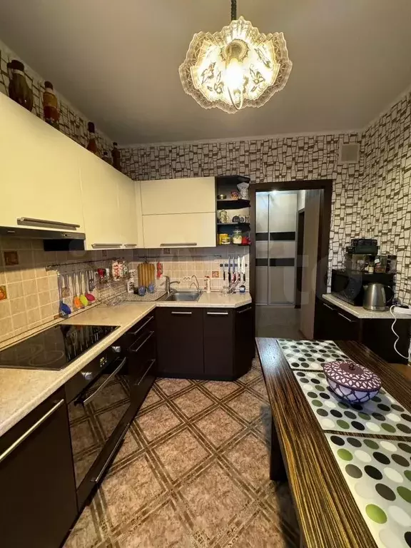 1-к. квартира, 40,1 м, 4/9 эт. - Фото 0