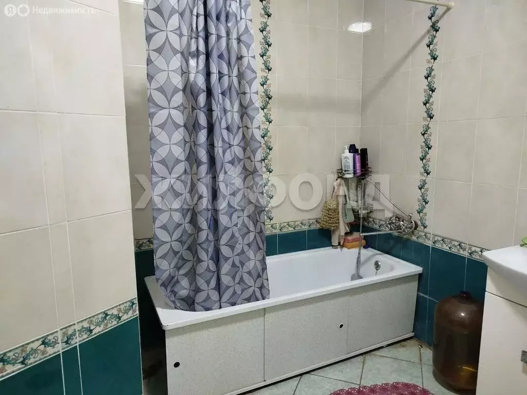 Дом в посёлок Майский, Харьковская улица (160 м) - Фото 1