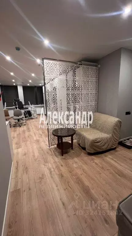 Помещение свободного назначения в Санкт-Петербург просп. Энергетиков, ... - Фото 1