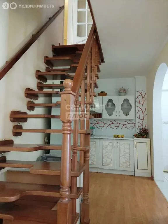 4-комнатная квартира: Курчанская, Базарная улица, 12 (81.1 м) - Фото 1