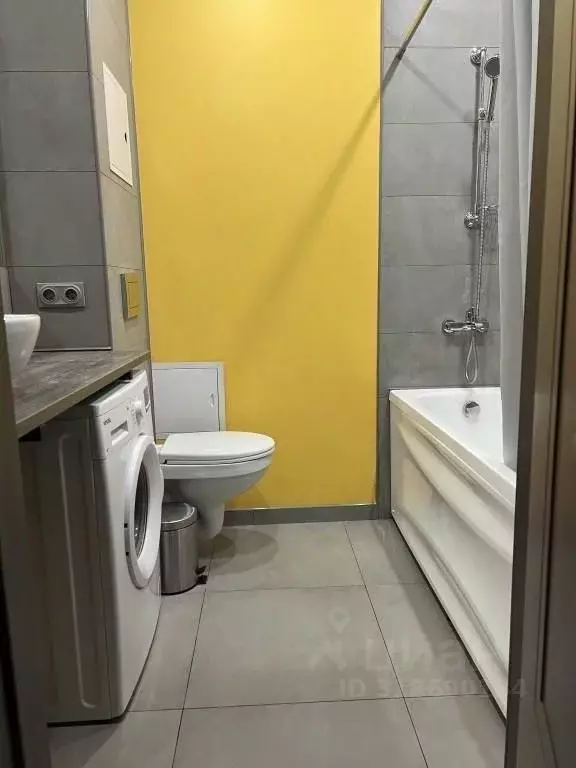 1-к кв. Татарстан, Казань ул. Оренбургский Тракт, 8Д (35.0 м) - Фото 1