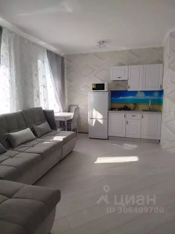 Дом в Крым, Евпатория ул. Металлистов, 10А (33 м) - Фото 1