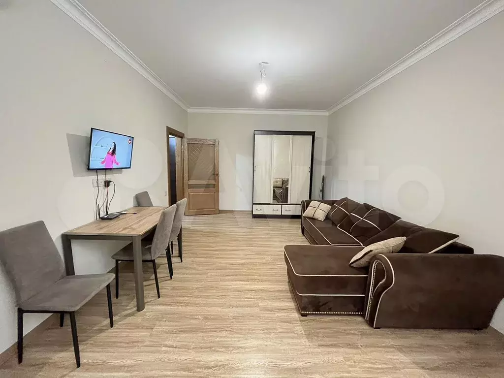 1-к. квартира, 50 м, 3/10 эт. - Фото 0