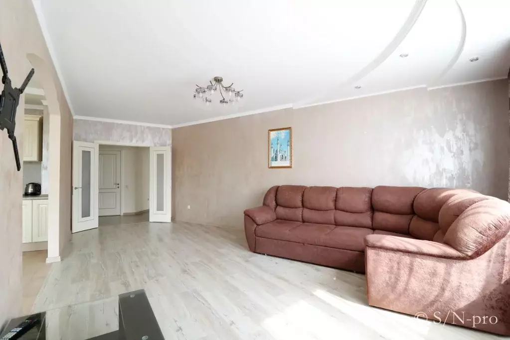 2-к кв. Татарстан, Казань ул. Гастелло, 7 (72.0 м) - Фото 2