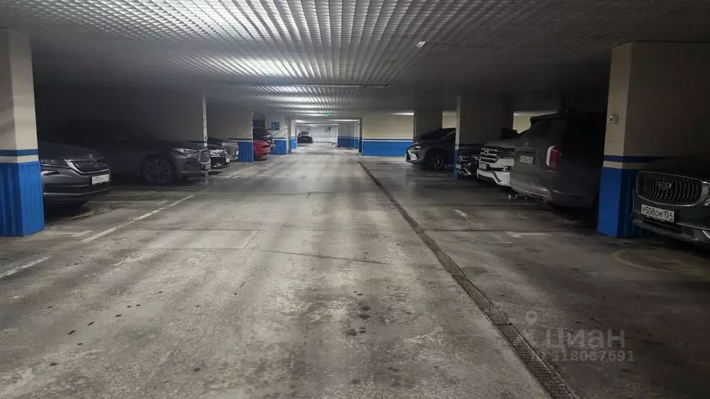 Гараж в Новосибирская область, Новосибирск ул. Сибревкома, 9 (14 м) - Фото 1