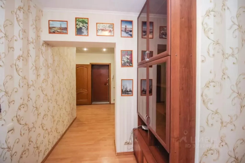 2-к кв. Ульяновская область, Ульяновск Железнодорожная ул., 45 (74.4 ... - Фото 2