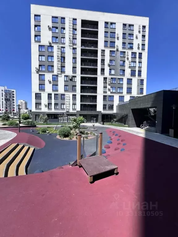 2-к кв. Крым, Симферополь просп. Александра Суворова, 105 (55.0 м) - Фото 1