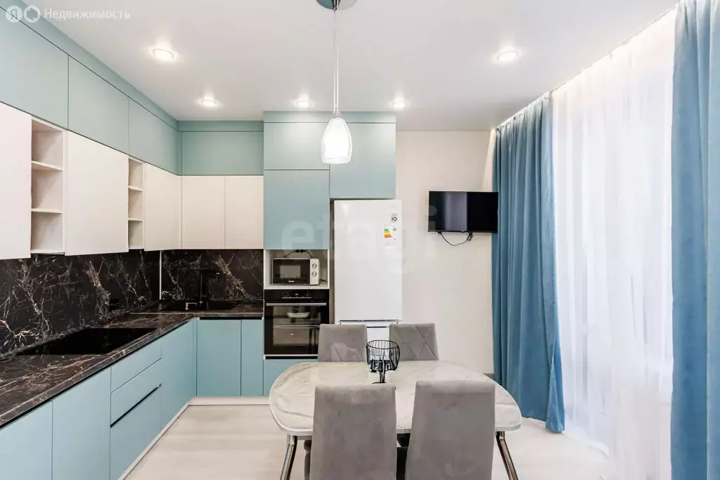 3-комнатная квартира: деревня Патрушева, улица Николая Гоголя, 1 (74.6 ... - Фото 2