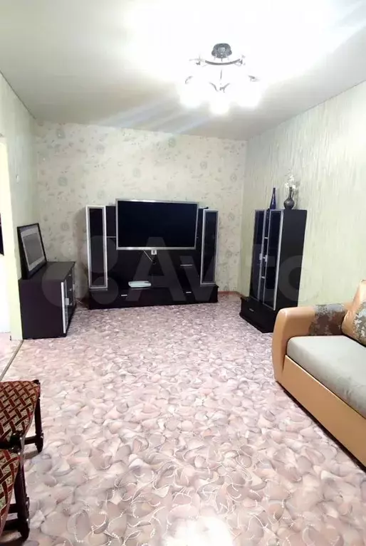1-к. квартира, 32 м, 7/9 эт. - Фото 1