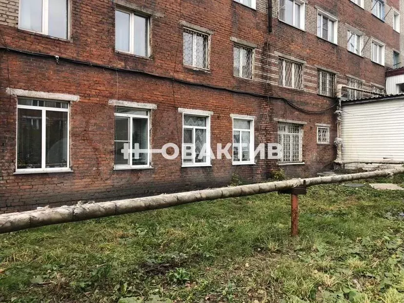 Продам помещение свободного назначения, 402.8 м - Фото 0