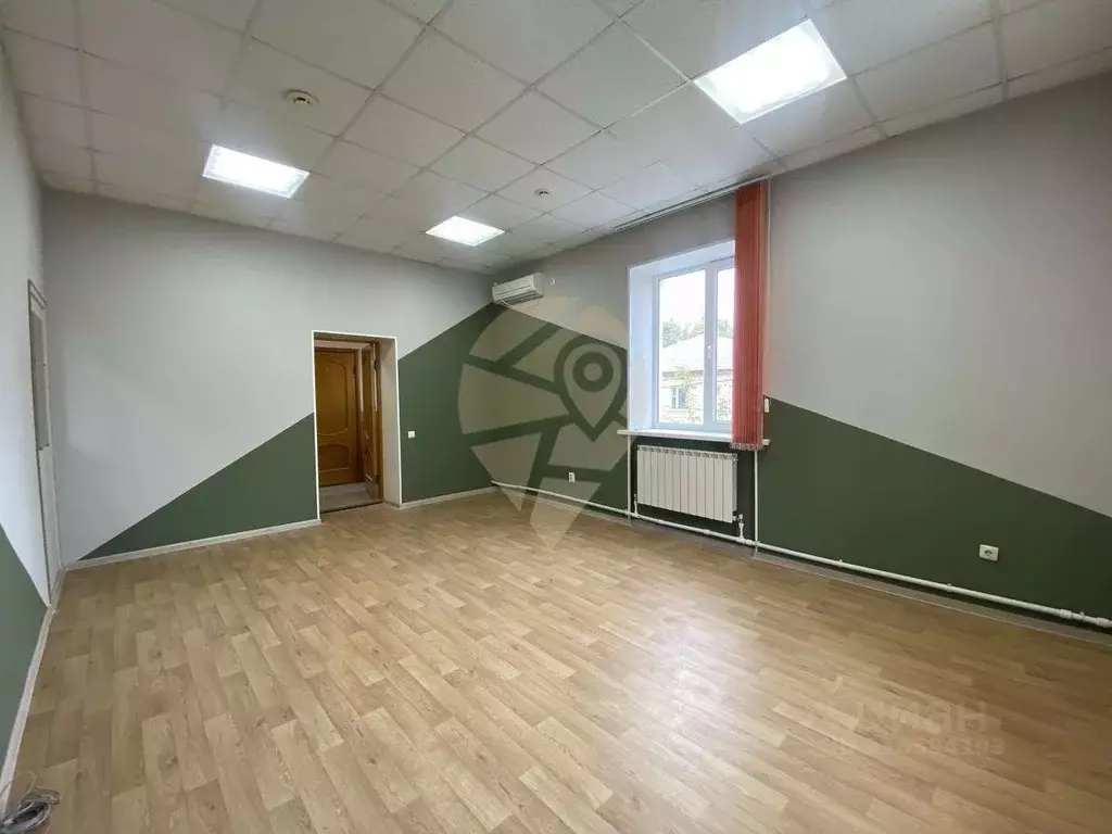 Офис в Белгородская область, Старый Оскол Заводская ул., 1Б (25 м) - Фото 1