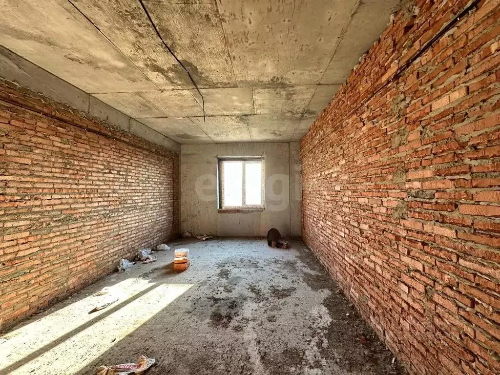 3-к кв. Ингушетия, Карабулак Южная ул. (97.0 м) - Фото 1