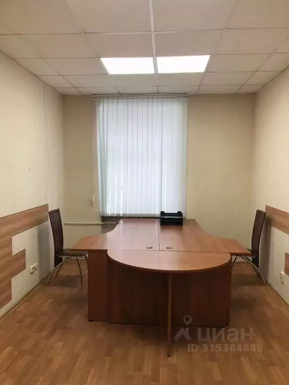 2-к кв. Мурманская область, Мурманск просп. Ленина, 85 (54.0 м) - Фото 0
