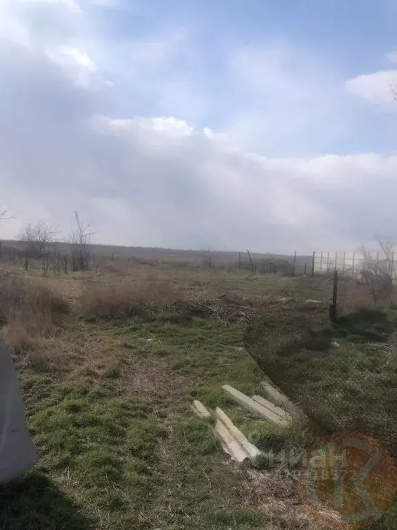 Участок в Крым, Сакский район, с. Воробьево ул. Восход, 18 (10.0 сот.) - Фото 1