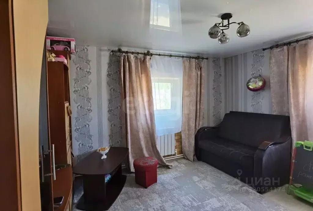 Дом в Крым, Черноморский район, с. Новосельское ул. Восточная (262 м) - Фото 1