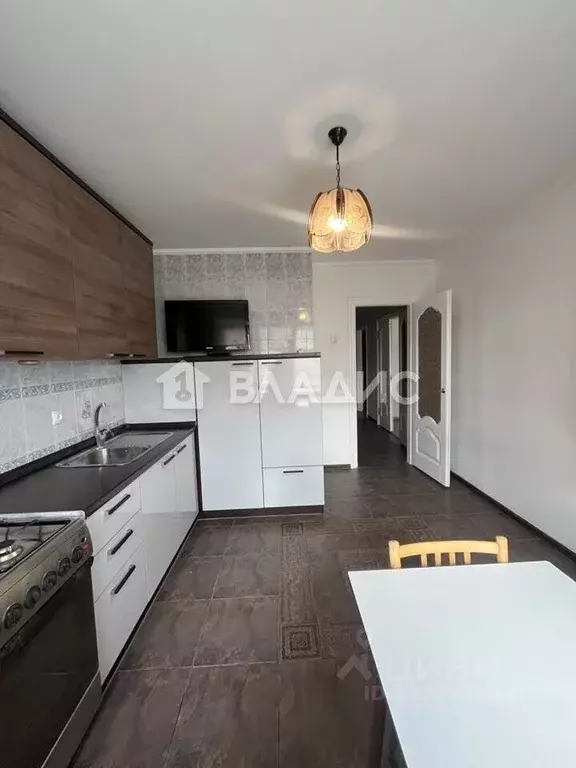 2-к кв. Белгородская область, Белгород просп. Славы, 18 (62.0 м) - Фото 2