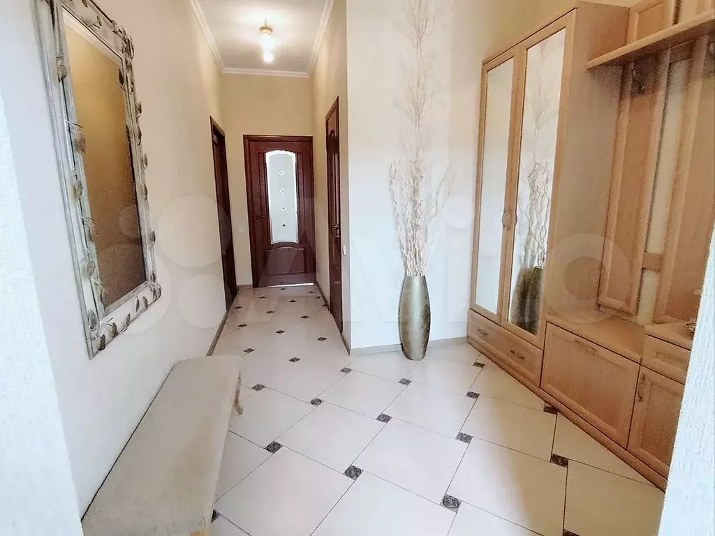 3-к. квартира, 156 м, 1/3 эт. - Фото 1