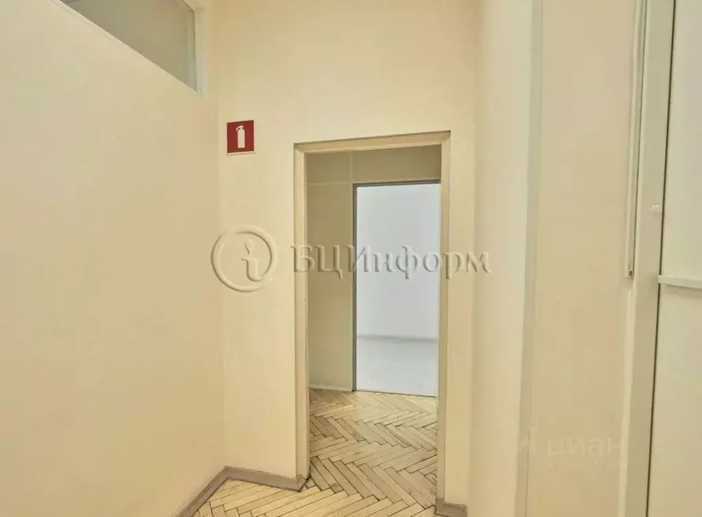 Офис в Санкт-Петербург ул. Бабушкина, 3 (61 м) - Фото 2