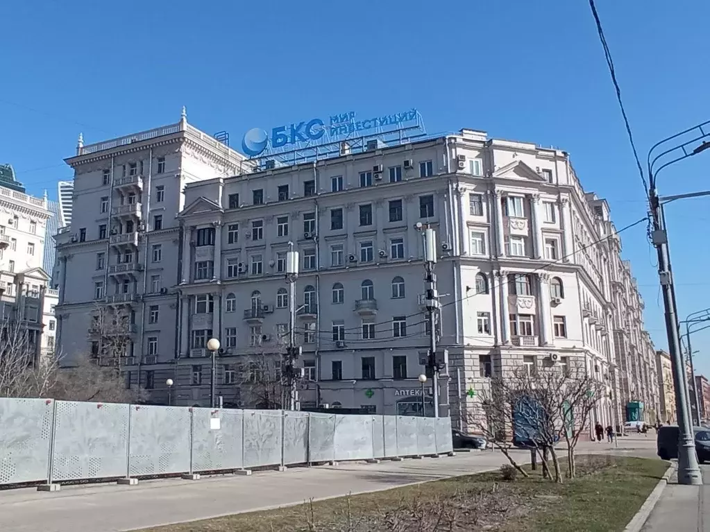 Помещение свободного назначения в Москва Кутузовский просп., 26К1 (156 ... - Фото 1