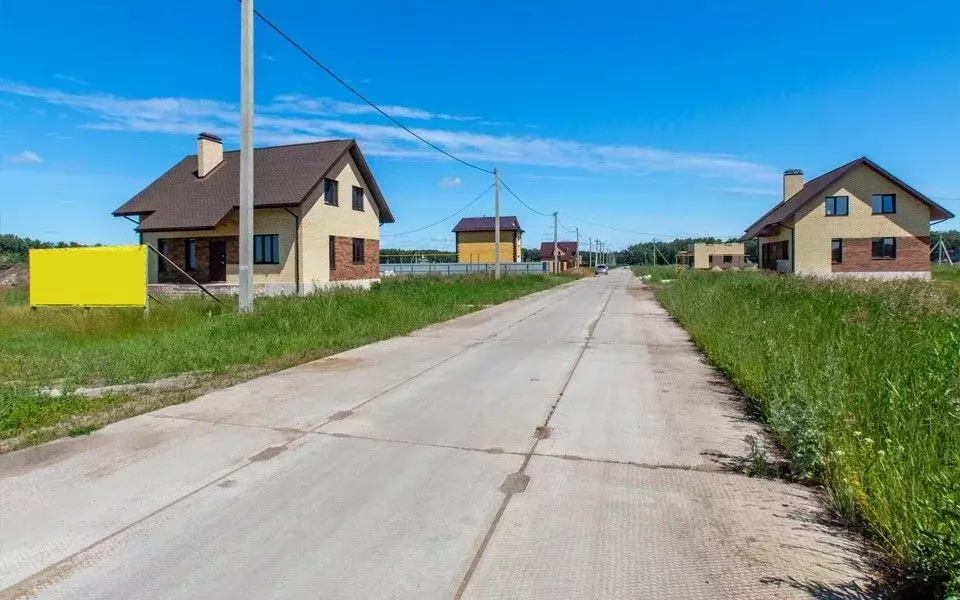 Участок в Омская область, Омский район, Пушкинское с/пос, д. Ракитинка ... - Фото 0