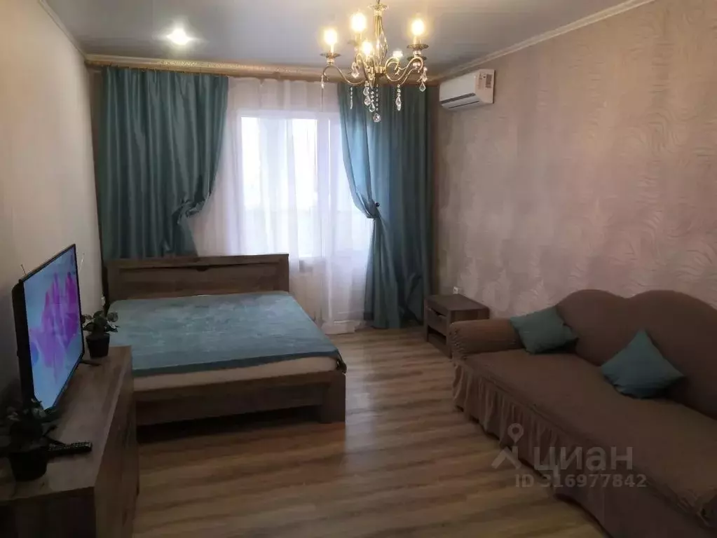 2-к кв. Краснодарский край, Новороссийск ул. Куникова, 20А (58.0 м) - Фото 0