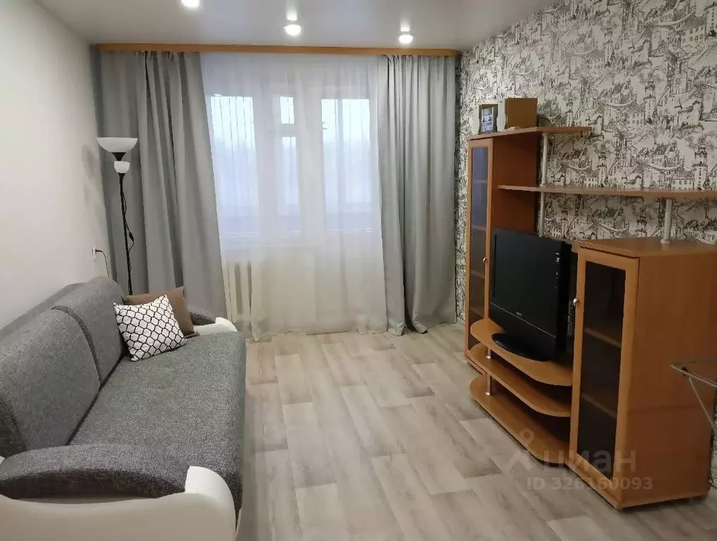 1-к кв. Коми, Сыктывкар Емвальская ул., 21 (36.0 м) - Фото 1