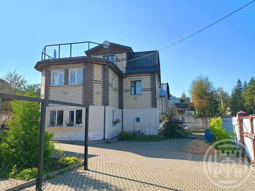 Дом в Ленинградская область, Выборгский район, пос. Первомайское, ... - Фото 2