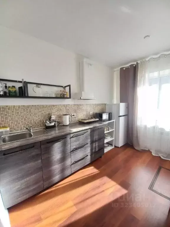 3-к кв. Амурская область, Благовещенск Красноармейская ул., 132 (84.3 ... - Фото 2