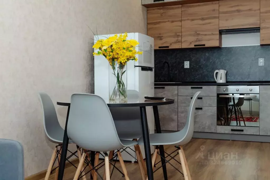 2-к кв. Башкортостан, Уфа ул. Энтузиастов, 7 (50.0 м) - Фото 1