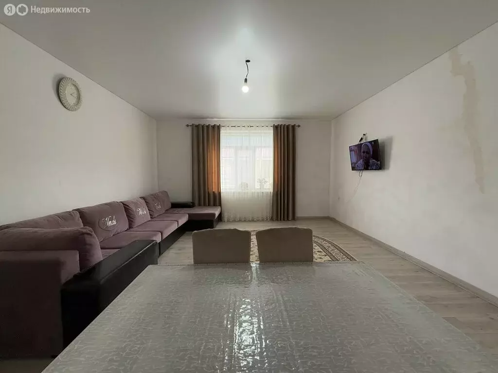 Дом в Дагестанские Огни, Пионерская улица, 18 (100 м) - Фото 1