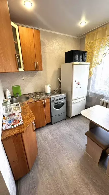 1-к. квартира, 32 м, 4/4 эт. - Фото 1